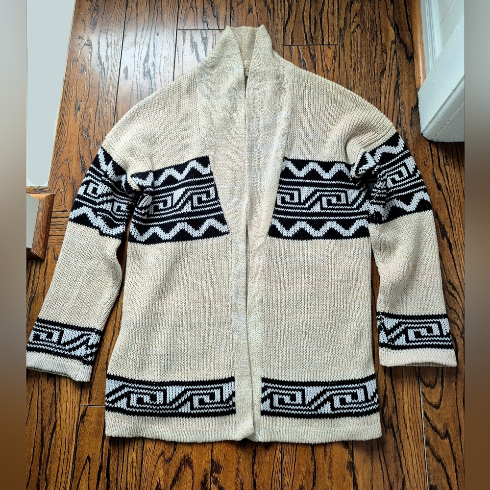 Knit Cardigan Large - Urban Outfitters